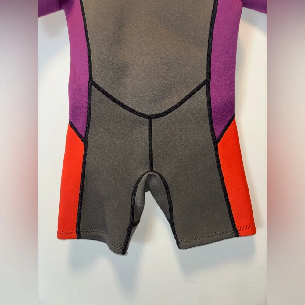 X-Manta Dive & Sail Wetsuit Kid Size Medium Short Sleeve Shorty Surf Swim